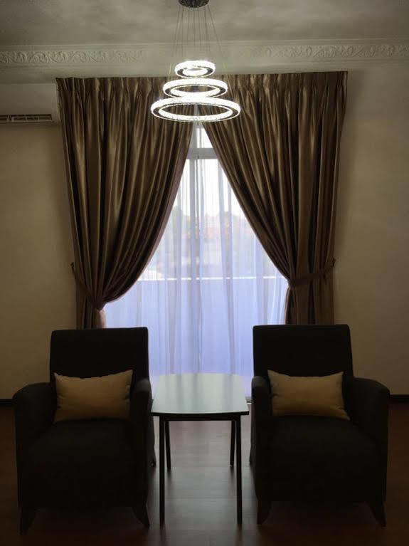 Midcity Service Suite Малакка Экстерьер фото